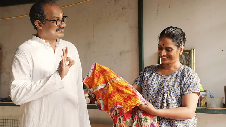 സുരഭി ലക്ഷ്മി – ജയരാജ് ചിത്രം ‘അവൾ’ ഒടിടിയിലേക്ക്