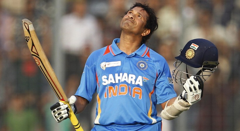 പതിറ്റാണ്ടുകളോളം ഇന്ത്യന് ക്രിക്കറ്റിനെ ഒറ്റയ്ക്ക് ചുമലിലേറ്റിയ മനുഷ്യന്; സച്ചിന് ടെന്ഡുല്ക്കര്ക്കിന്ന് 53ാം പിറന്നാള്