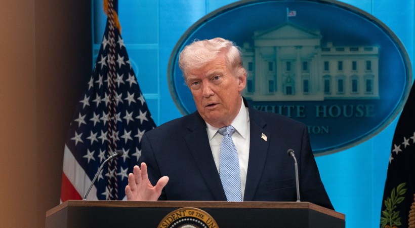 പശ്ചിമേഷ്യയില് താത്കാലിക സമാധാനം; ഇറാനും അമേരിക്കയും വെടിനിര്ത്തല് കരാറിലെത്തിയെന്ന് ഡോണള്ഡ് ട്രംപ്