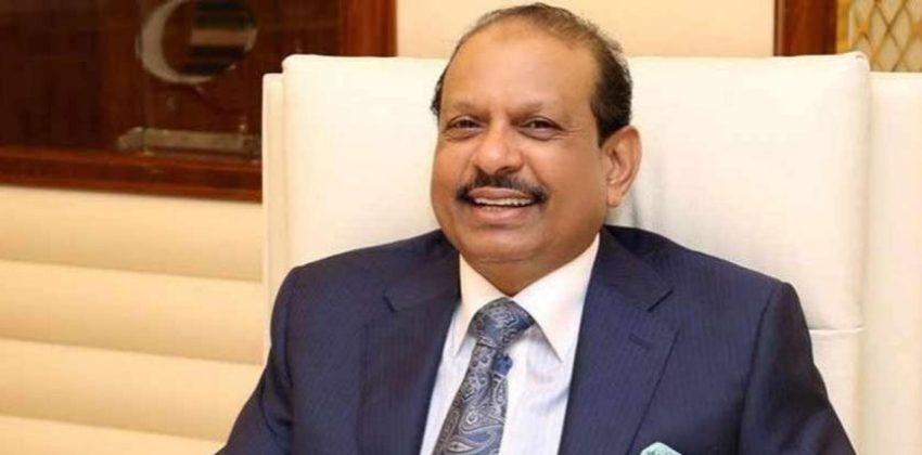 കയ്യില് കാശില്ലാത്ത സ്ഥിതി വന്നാല് പോലും ബാങ്കില് നിന്ന് ലോണ് എടുത്തെങ്കിലും ജീവനകാര്ക്ക് സമയത്ത് ശമ്പളം കൊടുക്കും : എം.എ യൂസഫലി