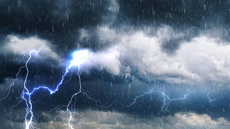 മഴമുന്നറിയിപ്പിൽ മാറ്റം, അഞ്ച് ദിവസം കൂടി ഇടിമിന്നലോട് കൂടിയ ശക്തമായ മഴ; ഇന്ന് ആറ് ജില്ലകളിൽ യെല്ലോ അലേർട്ട്